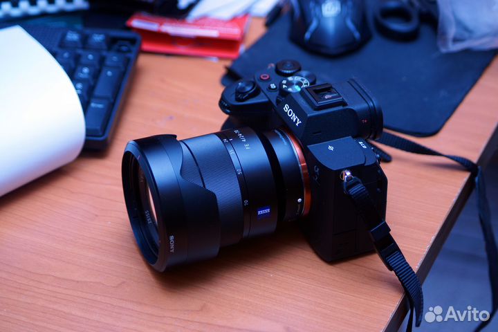 Объектив Sony Vario-Tessar T* E 24-70mm F4 ZA OSS