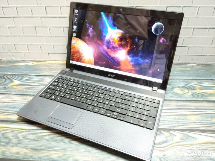 Acer amd e450/4гбозу/320гб аккум слабый