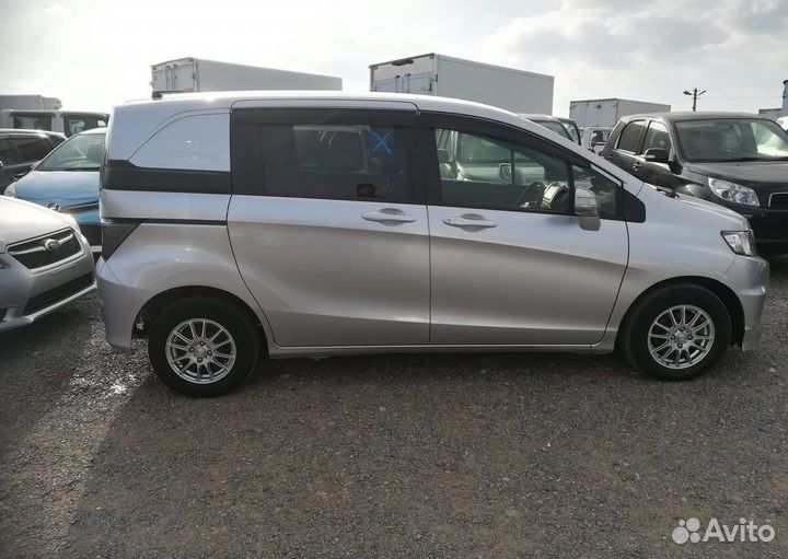 Honda Freed 1.5 CVT, 2015, 31 000 км