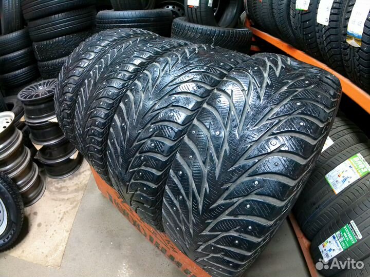 Yokohama Ice Guard IG35 255/45 R20
