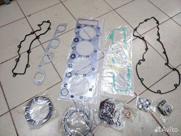 Ремкомплект двигателя Isuzu Elf NKB5SC 4HF1