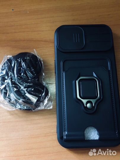 Чехол на iPhone 14