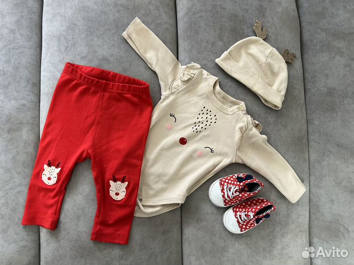 Одежда для новорожденных девочек пакетом 56-62