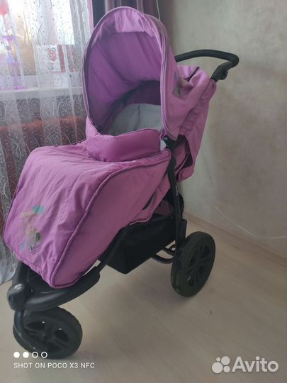 Прогулочная коляска