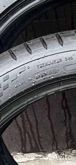 Michelin Pilot Sport 4 245/40 R18 и 275/35 R18 99Y