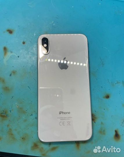 iPhone X, 64 ГБ