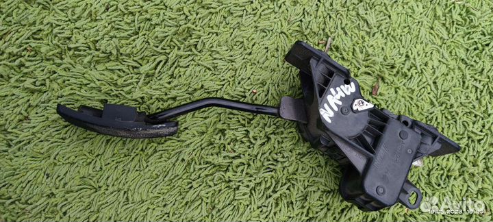 Акселератор педали газа