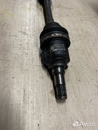 Привод передний левый Toyota Prius NHW20 1NZ-FXE