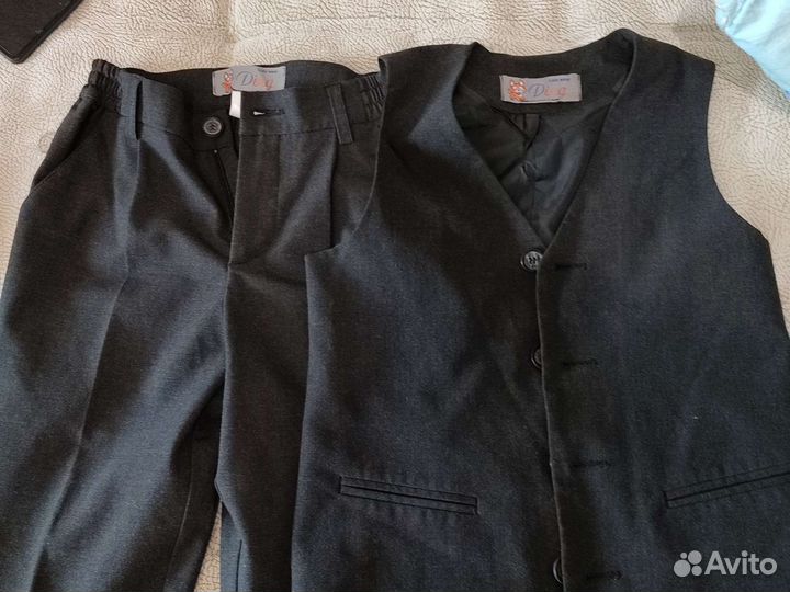 Школьная форма для мальчика серая