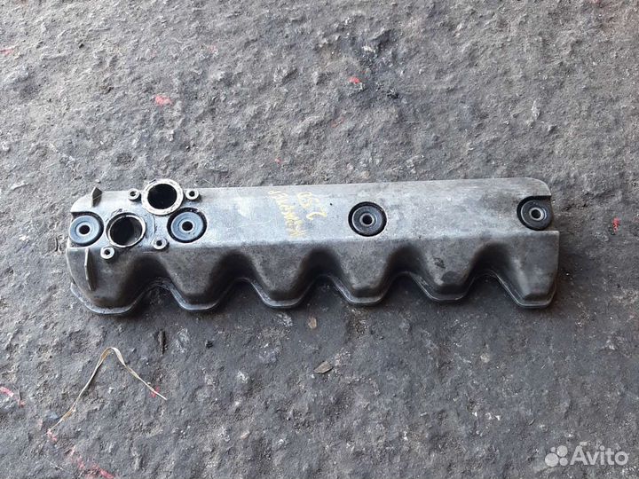 Клапанная крышка Фольксваген Крафтер 2.5