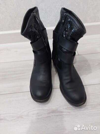 Ботинки демисезонные женские 40