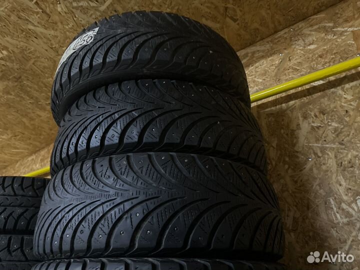 Goodyear UltraGrip Extreme 195/65 R15