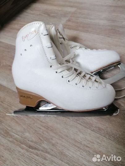 Фигурные коньки edea Overture 225