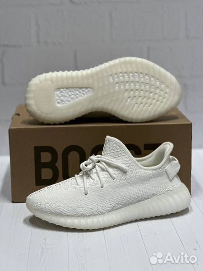 Кроссовки Adidas Yeezy 350 для повседневной носки