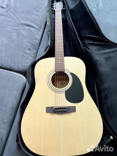 Акустическая гитара Cort AD810