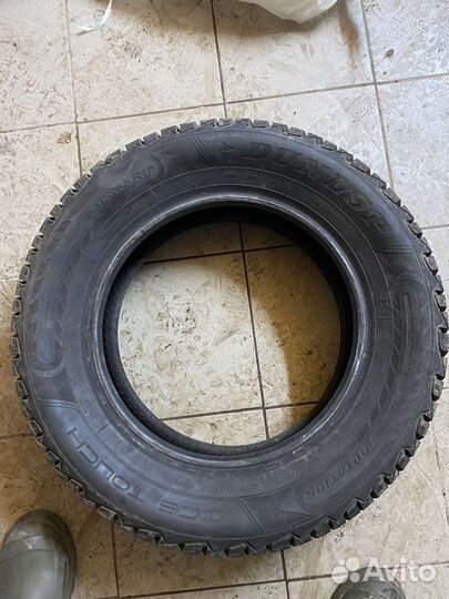 Dunlop Ice Touch 215/65 R16