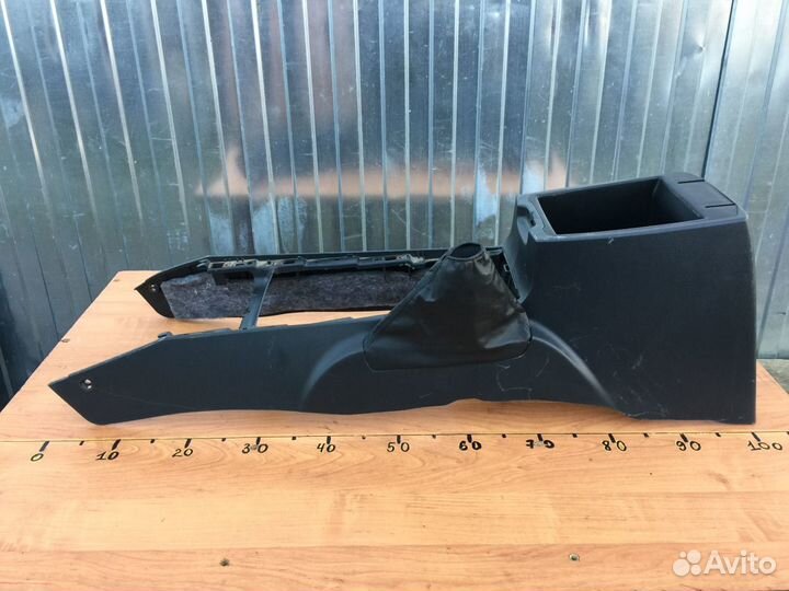 Консоль без крышки рестайл Kia Sorento 2006г