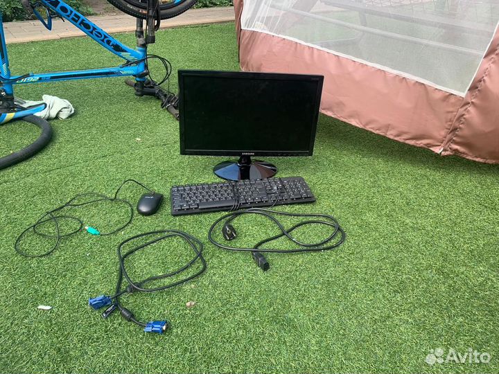 Монитор самсунг s19d300