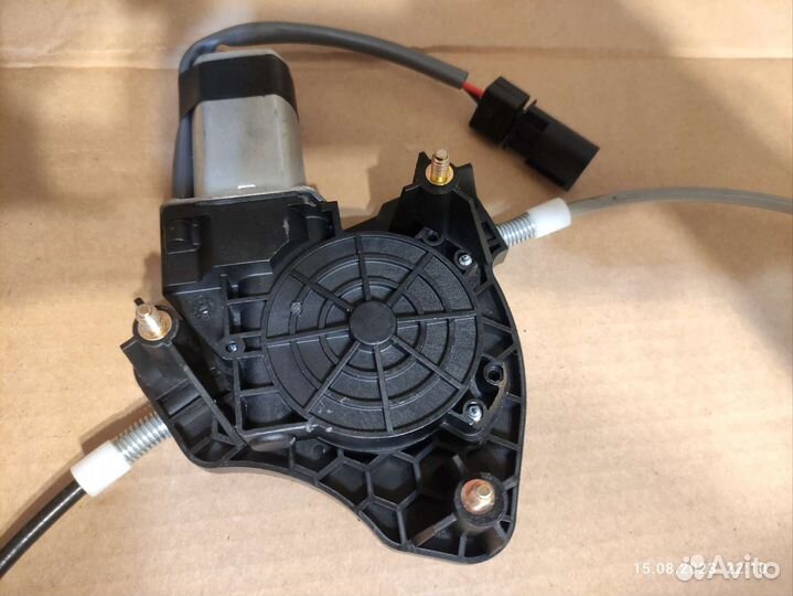 Стеклоподъемник передний левый LADA Vesta