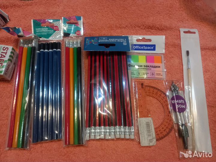 Канцтовары карандаши циркуль
