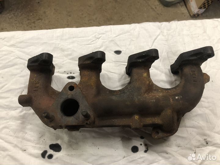 Выпускной коллектор Delica Spacegear L400