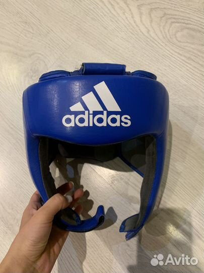 Боксерский шлем adidas