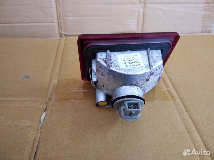 Противотуманный фонарь Peugeot 407