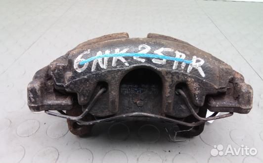 Суппорт тормозной передний правый volkswagen passat B7 (OUK07N702)