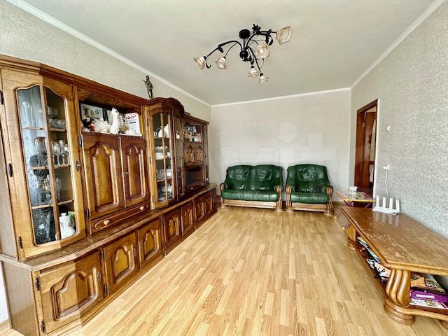 4-к. квартира, 80 м², 3/10 эт.