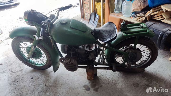 Мотоцикл Днепр К750 зеленый