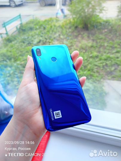 HUAWEI P Smart (2019), 3/32 ГБ