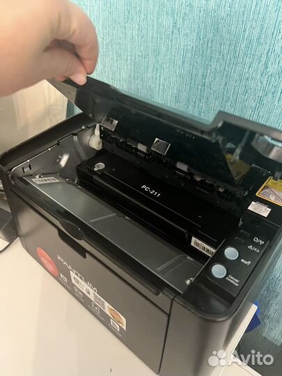 Принтер лазерный hp