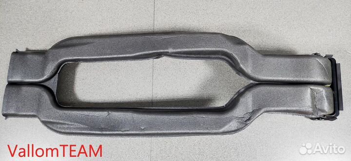 Лот Q104 Воздуховод задней печки Audi Q7