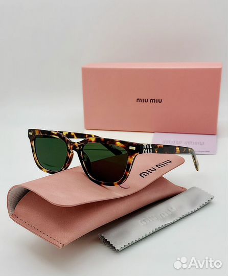 Имиджевые очки miu miu