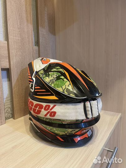 Кроссовый шлем Hizer