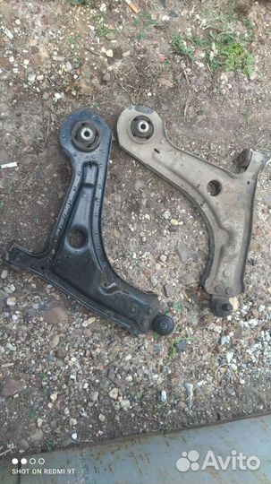 Рычаг подвески передний Chevrolet Lacetti