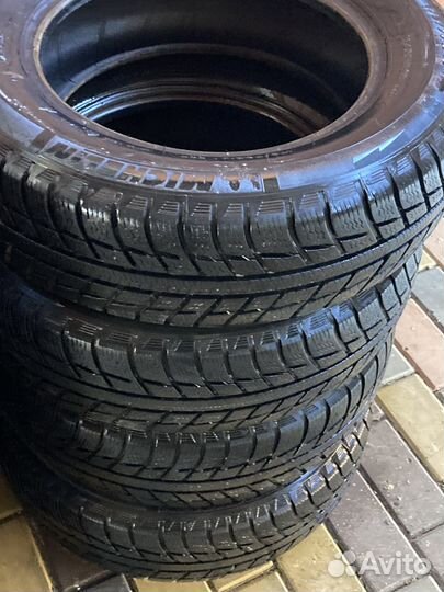 Michelin Agilis 175/70 R14 28F