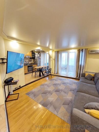 4-к. квартира, 83,7 м², 4/9 эт.