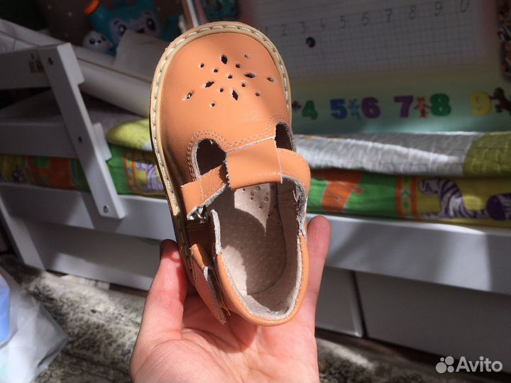 Сандали детские