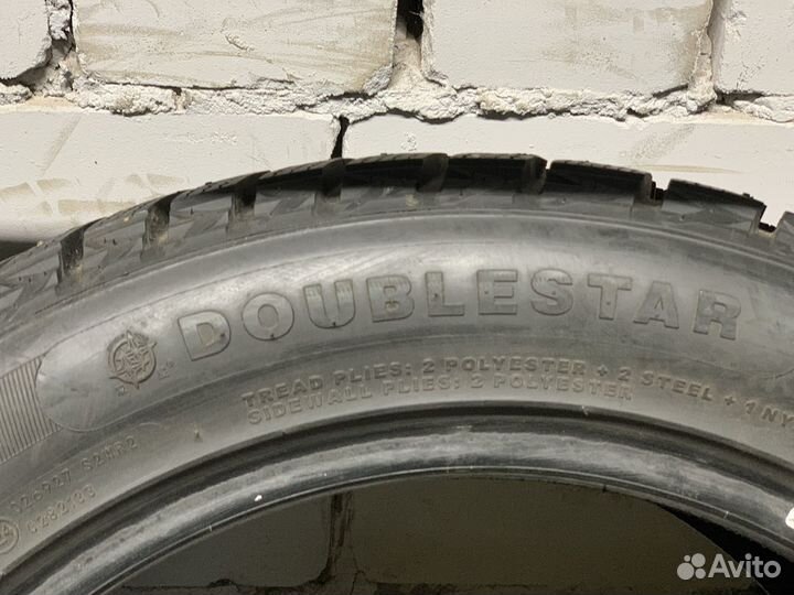 DoubleStar W01 215/55 R17 94T