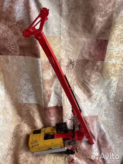 Игрушка Макет Буровая машина sany