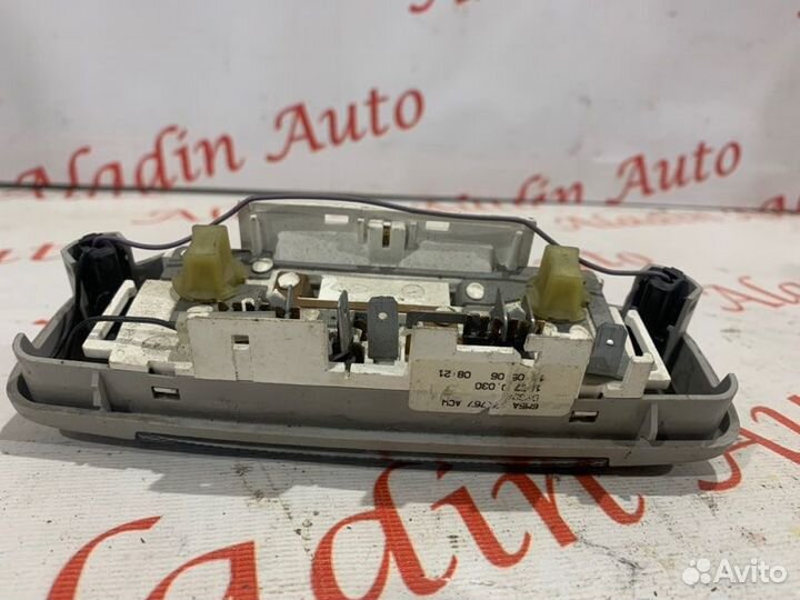 Плафон салона Ford
