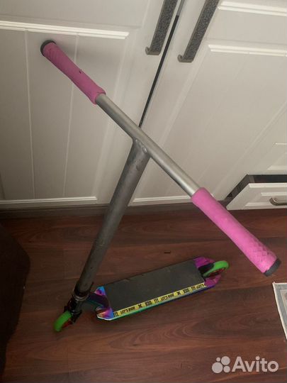 Трюковой самокат «кастом»