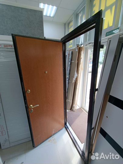 Дверь входная железная бу