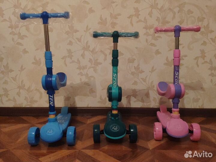 Детский трёхколёсный самокат