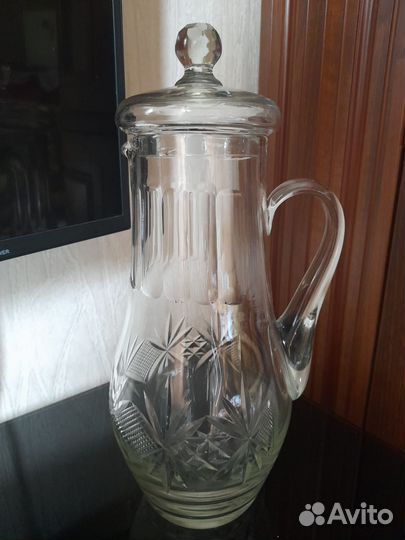 Графин кувшин с крышкой