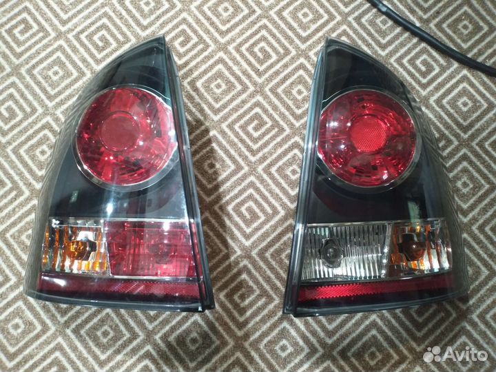 Задние фонари Калина