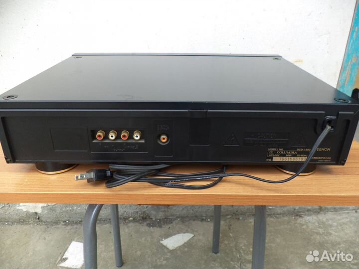 CD-проигрыватель Denon DCD-1600