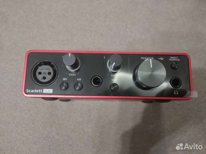 Звуковая карта focusrite scarlett solo 3rd gen