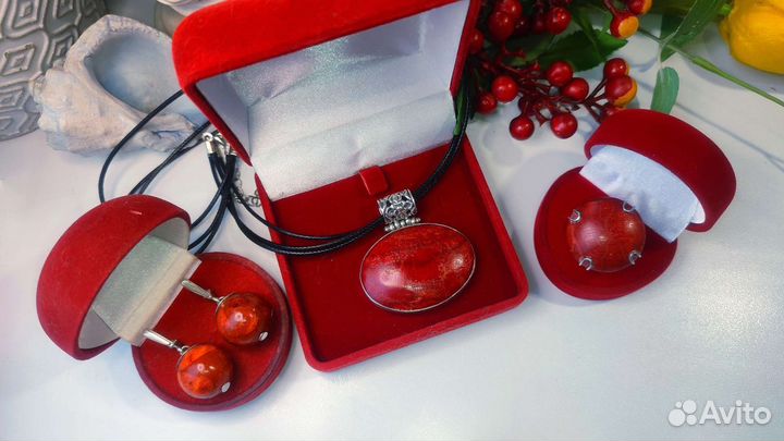 Кольцо, серьги, кулон с губчатым кораллом, 925